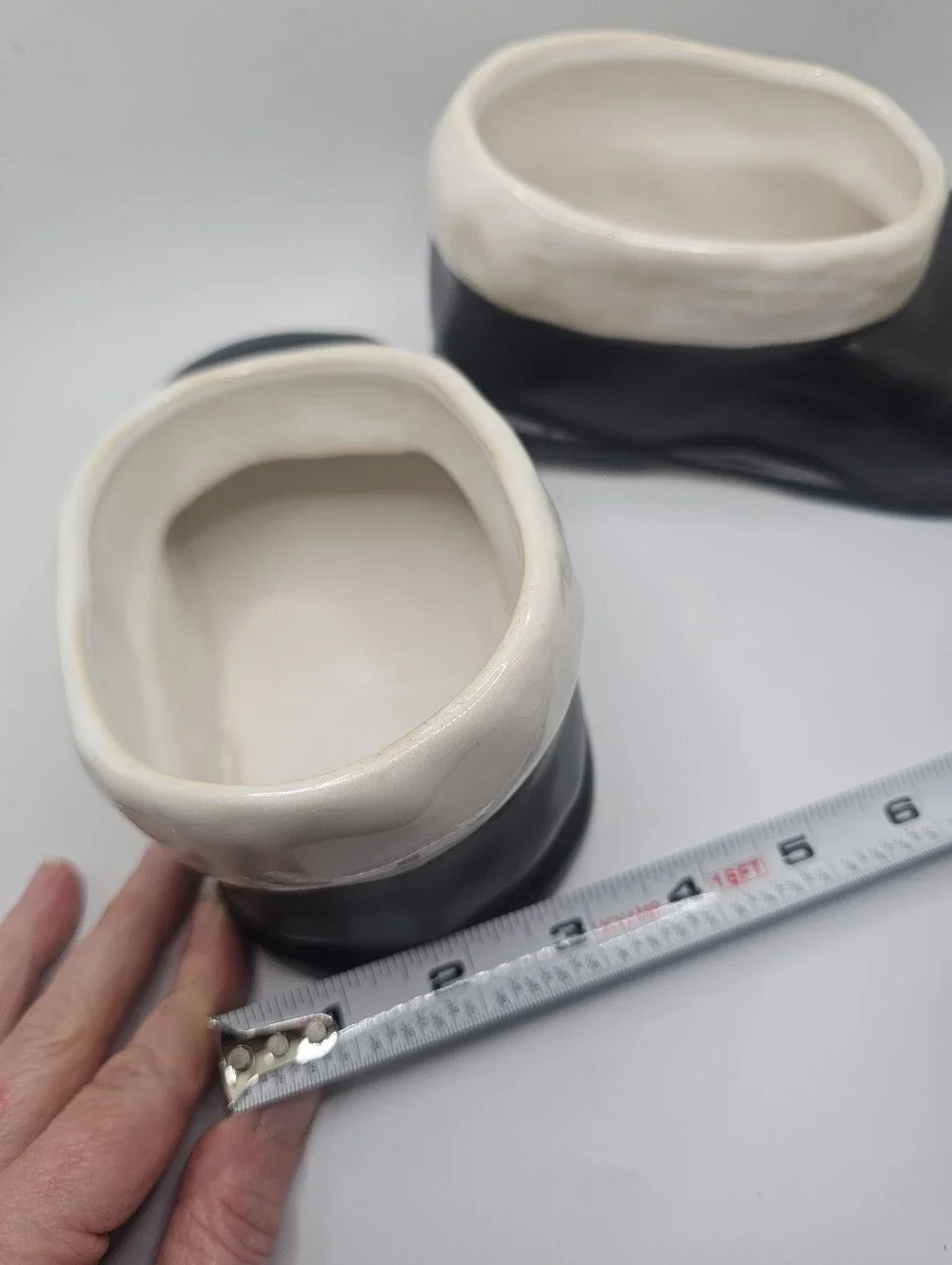 2 Pottery Barn Santa Boot Planter Bowls No Chips - Picture 9 of 10